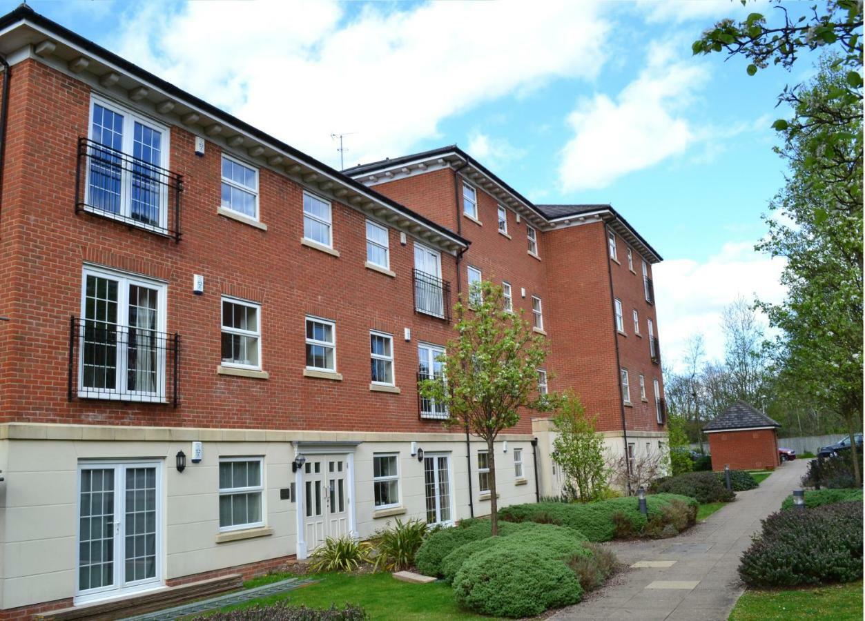 2 Bed 2 Bath At Jago Crt In Newbury - Free Allocated Parking Eksteriør billede