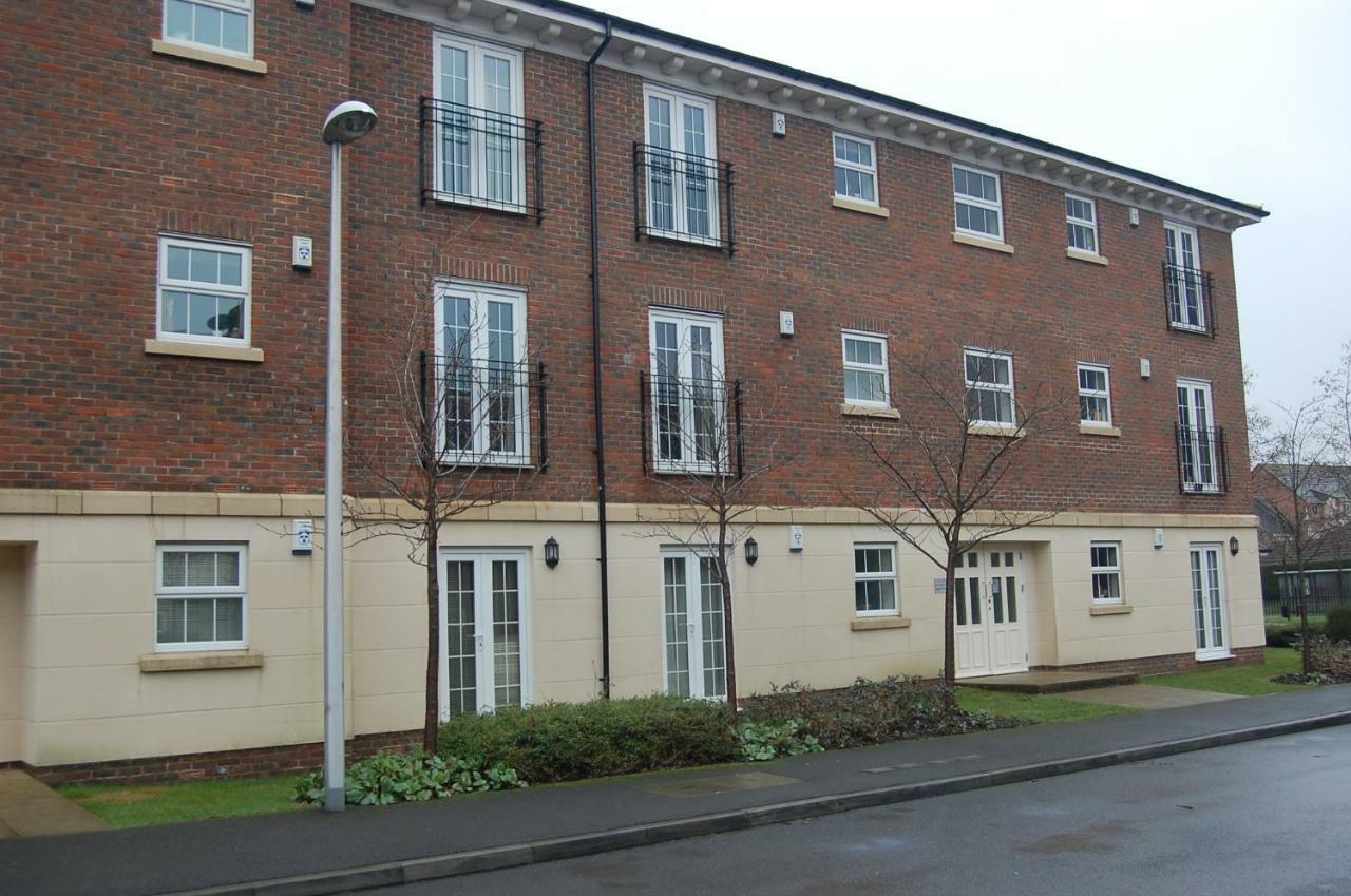 2 Bed 2 Bath At Jago Crt In Newbury - Free Allocated Parking Eksteriør billede